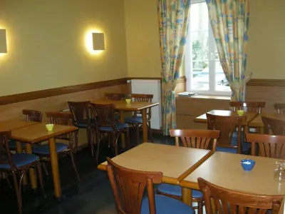 Restaurant ou autre lieu de restauration dans l'établissement Hotel La Renaissance