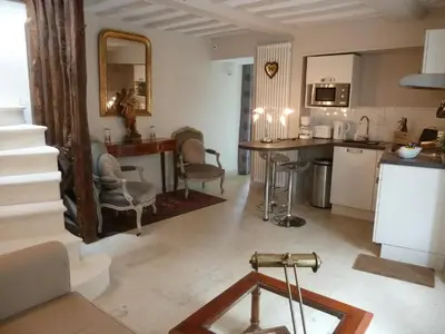 Cuisine ou kitchenette dans l'établissement La Berlue Bayeux