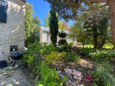 Jardin de l'établissement Le mas Normand