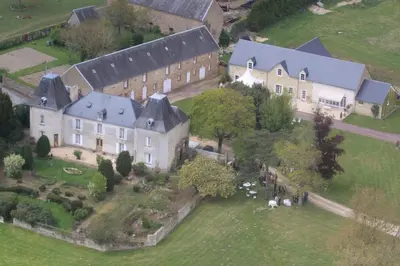 Jardin de l'établissement Manoir de la Queue Du Renard