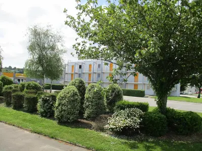 Jardin de l'établissement Première Classe Cherbourg - Tourlaville