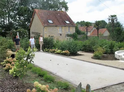 Jardin de l'établissement Chateau Le Colombier