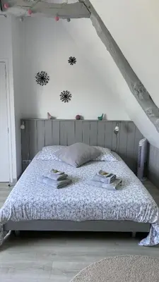 Un ou plusieurs lits dans un hébergement de l'établissement Le Clos d'Esquay, Côté Aure