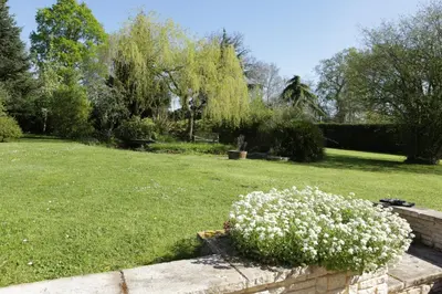 Jardin de l'établissement Le Clos d'Esquay, Côté Aure
