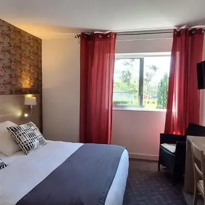 Brit Hotel le Cygne