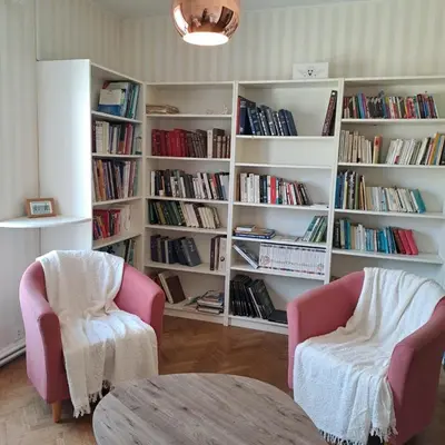 Bibliothèque dans le B&B/chambre d'hôtes