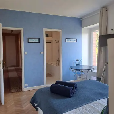 Un ou plusieurs lits dans un hébergement de l'établissement Chambres Le Lac