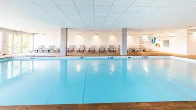 Piscine de l'établissement Vacancéole - Le Domaine du Mont - Mont St Michel ou située à proximité
