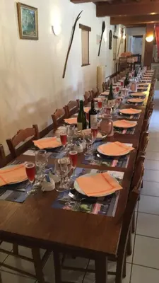 Boissons dans l'établissement chevrerie de la huberdiere