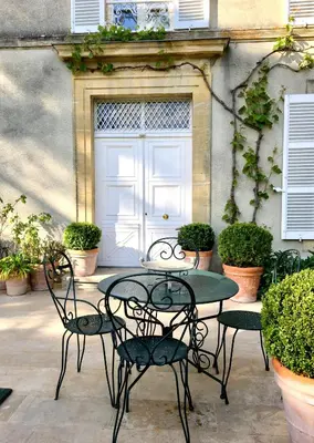 Jardin de l'établissement Clos de Bellefontaine B&B