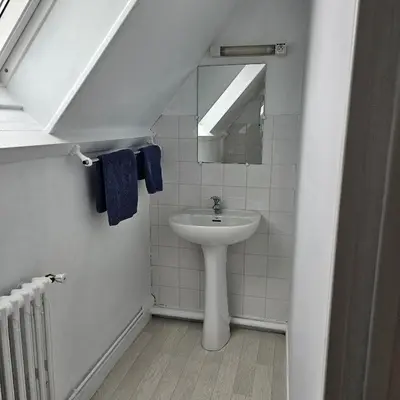 Salle de bains dans l'établissement Gîtes de la terrette