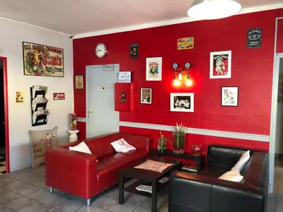 Coin salon dans l'établissement Le petit poucet