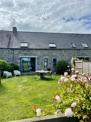 Jardin de l'établissement La Gervaiserie - 300m de la plage