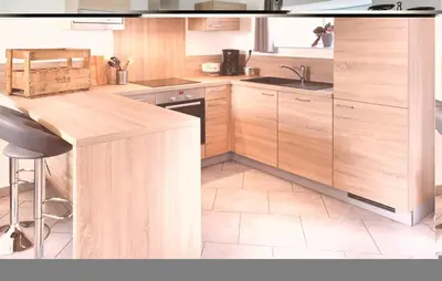Cuisine ou kitchenette dans l'établissement 3 Bedroom Stunning Home In Sainteny