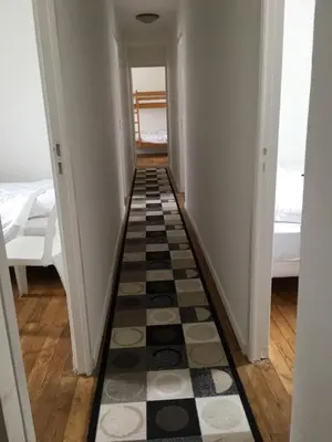 Un ou plusieurs lits dans un hébergement de l'établissement CHAMBRES / BEDROOM