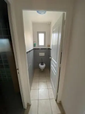 Salle de bains dans l'établissement lemarinel
