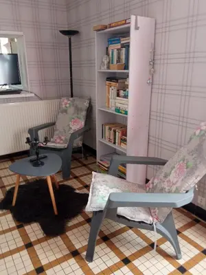 Coin salon dans l'établissement Les Hortensias 26