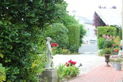 Jardin de l'établissement Chambres d'Hôtes La Gloriette