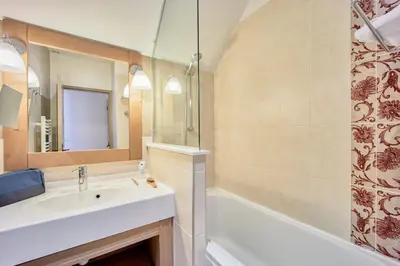 Salle de bains dans l'établissement Pierre & Vacances Premium Residence & Spa Houlgate