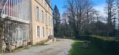 Jardin de l'établissement Chambres d'Hôtes Château de Damigny
