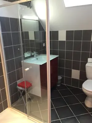 Salle de bains dans l'établissement La Forge