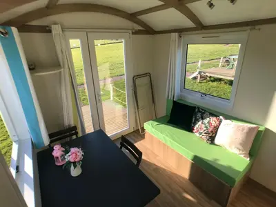 Coin salon dans l'établissement la ferme des epis