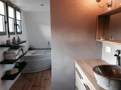 Salle de bains dans l'établissement Villa Camélia
