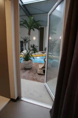 Piscine de l'établissement Résidence Beauvoir le Mont-Saint-Michel ou située à proximité