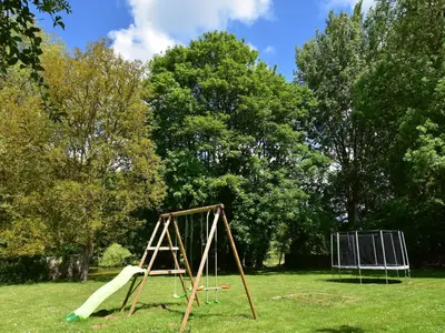 Aire de jeux pour enfants de l'établissement Riverside Retreat in Lantheuil