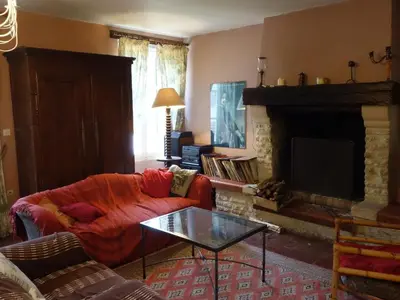 Coin salon dans l'établissement Holiday Home Les Londes by Interhome