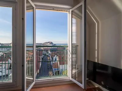 Balcon ou terrasse dans l'établissement Apartment La Presqu'île-7 by Interhome