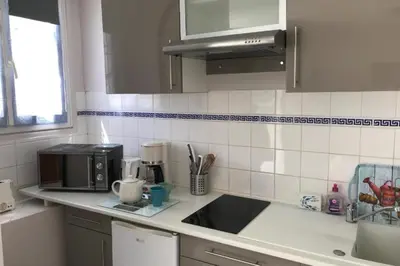 Cuisine ou kitchenette dans l'établissement Fishermen's Friend studio centre-ville