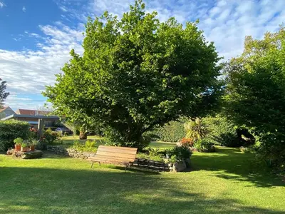 Jardin de l'établissement Holiday Home in Normandy near Sandy Beaches