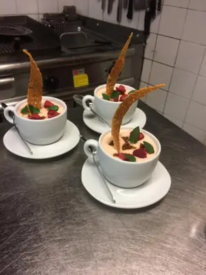 Nourriture dans l'hôtel ou à proximité