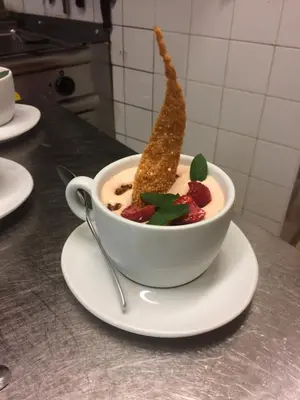 Nourriture dans l'hôtel ou à proximité