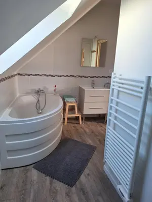 Salle de bains dans l'établissement Maison de la Grève