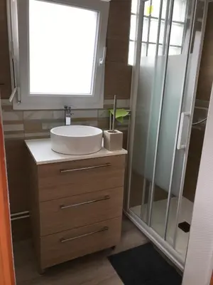 Salle de bains dans l'établissement Riva Bella