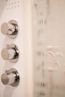 Salle de bains dans l'établissement Elégant appartement en plein coeur de Cabourg - Les locations de Proust