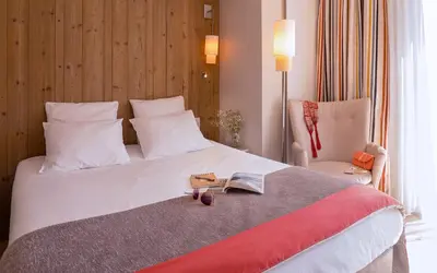 Un ou plusieurs lits dans un hébergement de l'établissement Hôtel de la Baie - Thalassothérapie PREVITHAL