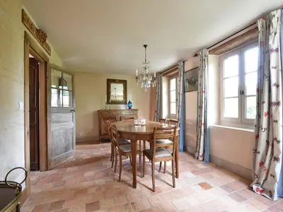 Plan de l'établissement Luxurious Mansion in Castle Grounds in Lantheuil
