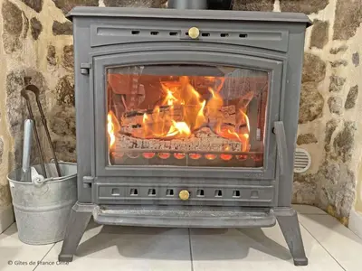 Plan de l'établissement Maison de campagne tranquille avec poêle et animaux admis, proche nature - FR-1-497-74