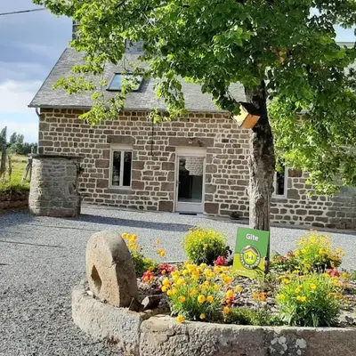 Maison de campagne tranquille avec poêle et animaux admis