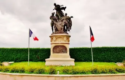 Jardin de l'établissement Gite pour 6 ou chambre pour 2 à FORMIGNY