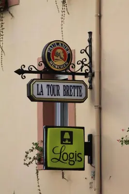 Certificat, récompense, panneau ou autre document affiché dans l'établissement Logis Hôtel et Restaurant La Tour Brette