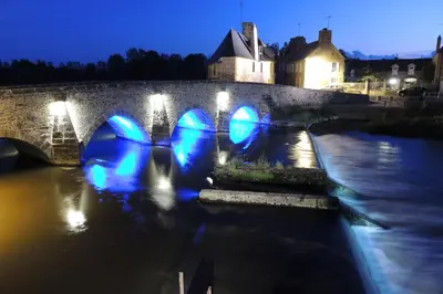 Vue sur la rivière ou le fleuve situé(e) à proximité de l'hôtel