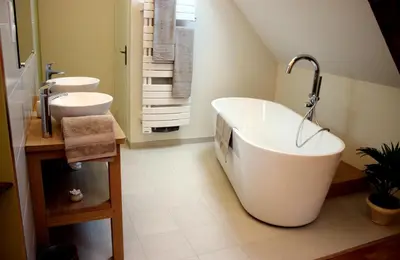 Salle de bains dans l'établissement Safranière de la Venelle du Moulin