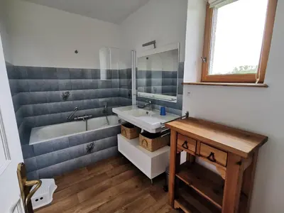 Salle de bains dans l'établissement La Vallée
