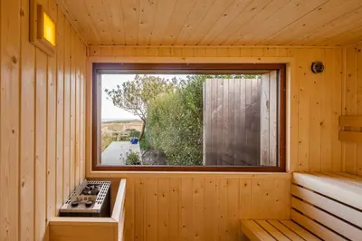 Cuisine ou kitchenette dans l'établissement Le Sémaphore - Maison avec sauna vue mer
