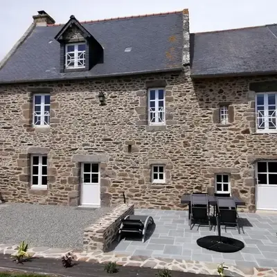 L'Tas De Cailloux