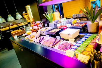 Nourriture dans l'hôtel ou à proximité